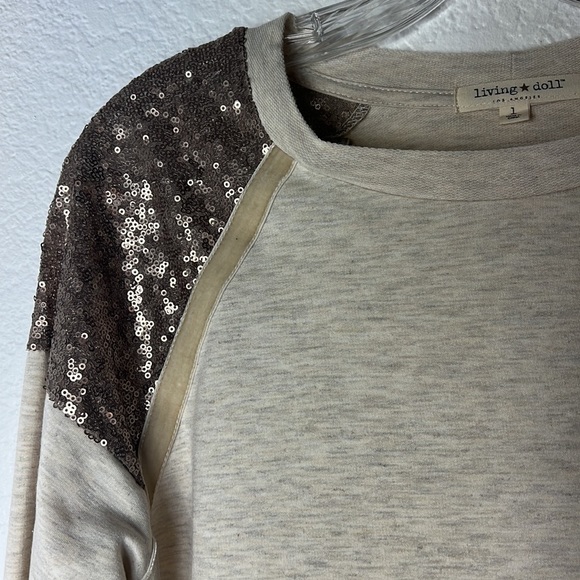 Living Doll Los Angeles Cream Long Sleeve Bronze embellishments Top - Picture 3 of 13